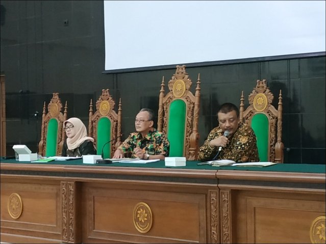 RAPAT DINAS